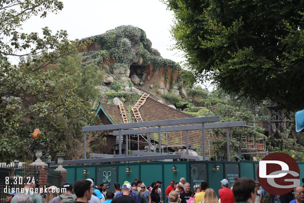 The new Haunted Mansion gift shop from ground level.