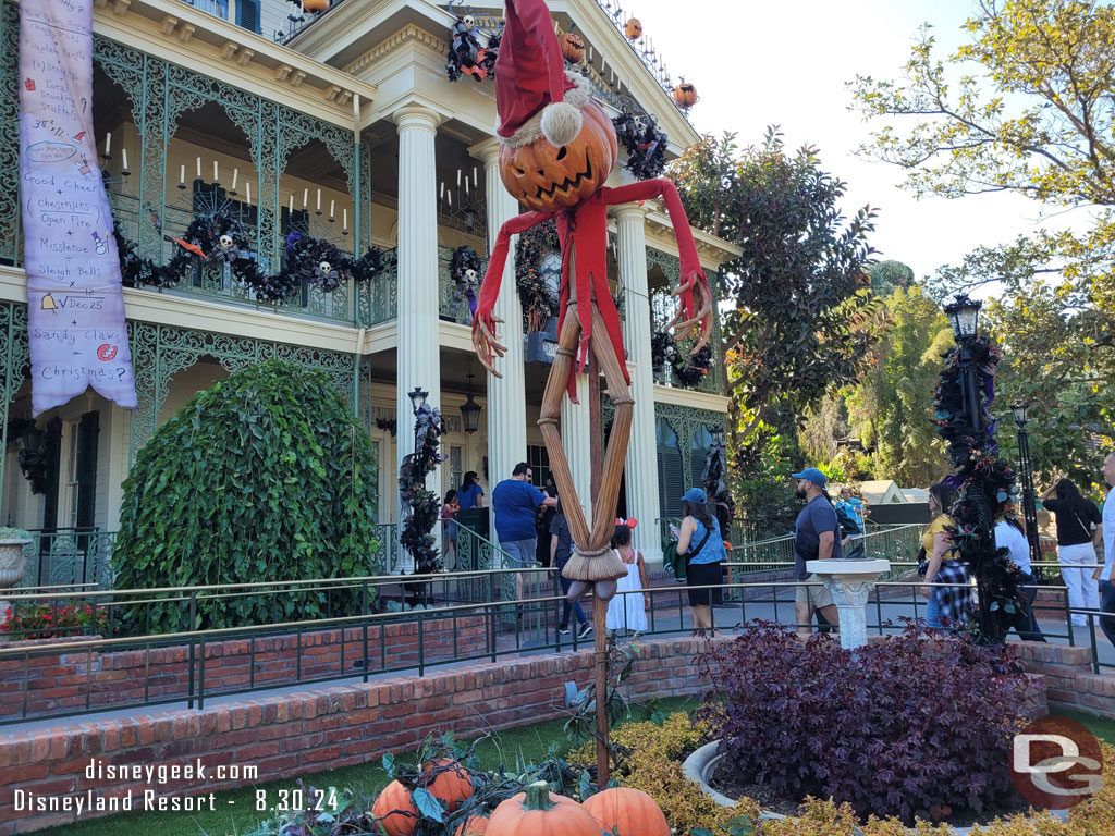 4:19pm - Scanned and walking toward the mansion