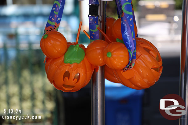 Pumpkin sippers