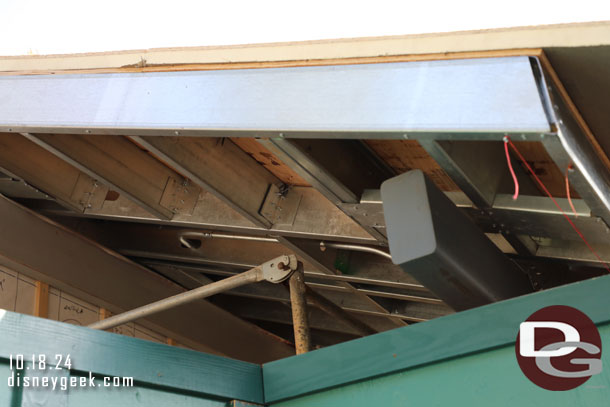 A look under the roof as I waited to cross the queue upon exiting the Haunted Mansion