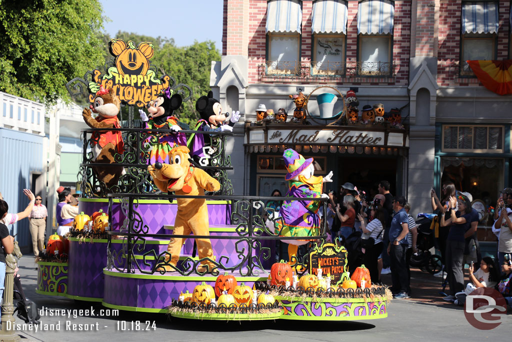 Mickey and Friends Halloween Cavalcade