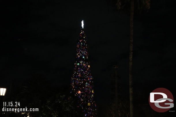 Buena Vista Street Christmas Tree