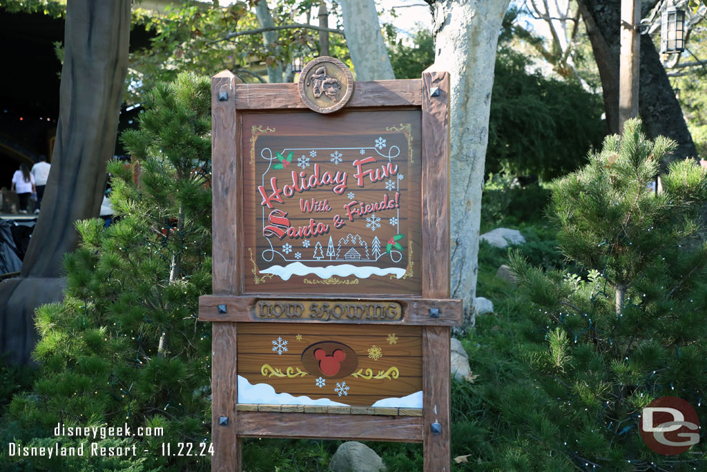 Stopped by the Fantasyland Theatre to see what Holiday Fun was going on.