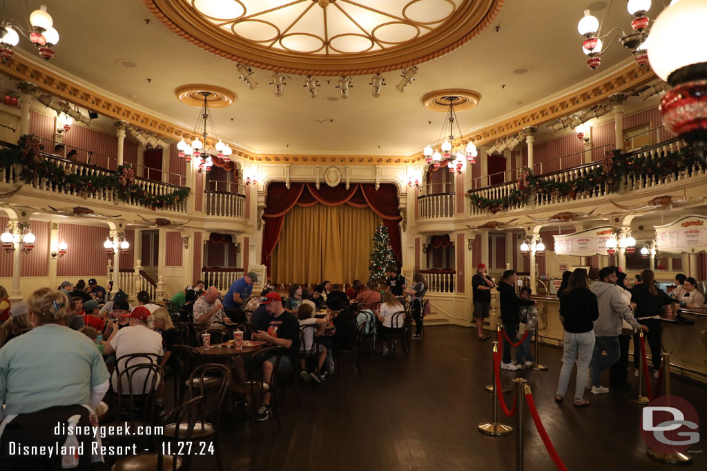 Stopped by the Golden Horseshoe. All quiet on the stage with no entertainment on the schedule.