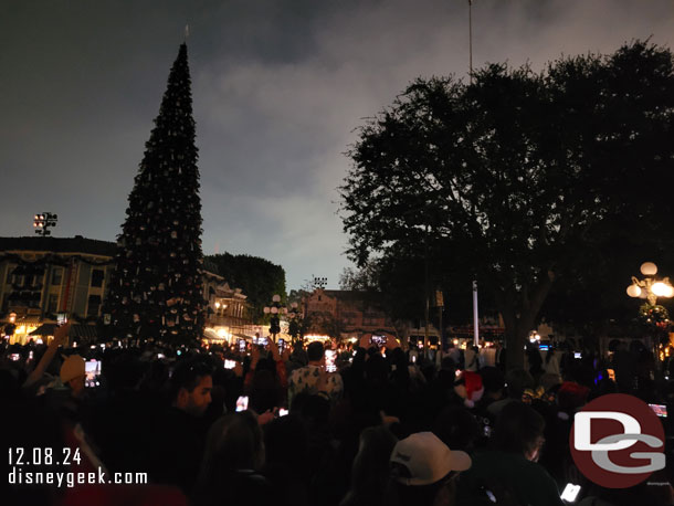 5:30pm - The procession is arriving in  Town Square to start the Candlelight Ceremony.