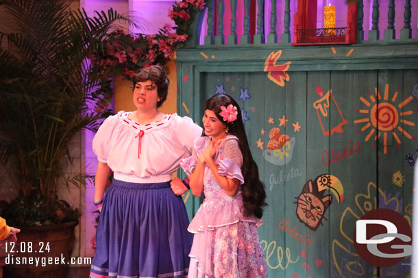 Luisa and Isabela were greeting guests.