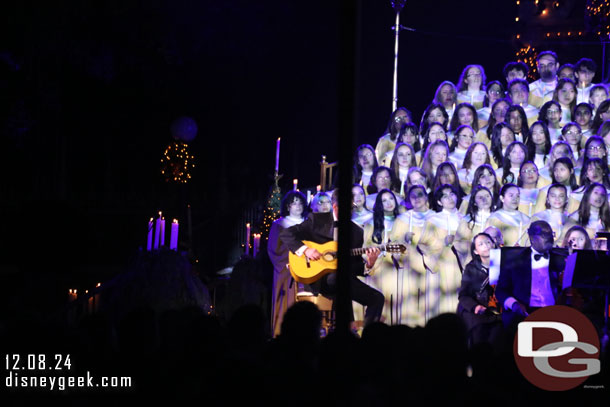 The guitar solo for Silent Night was obstructed from my vantage point