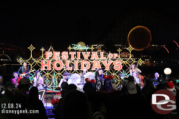 6:30pm - Phat Cat Swinger performing at Disney Festival of Holidays.  The small stage is a challenge to see them.