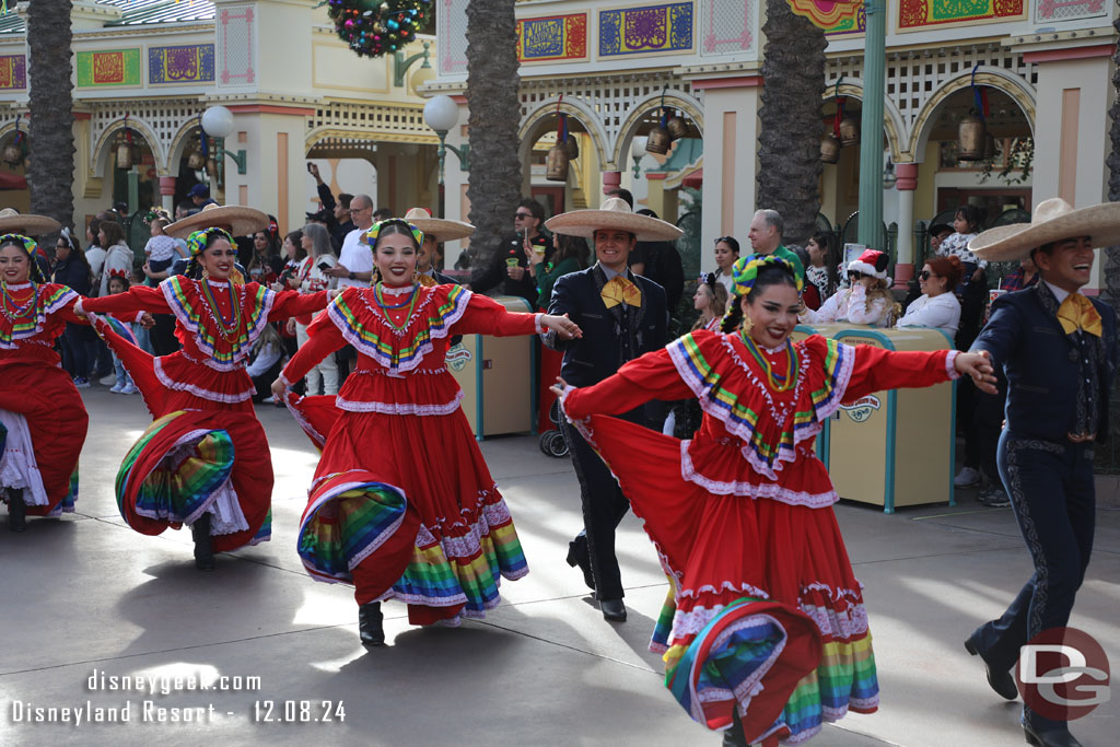 Took in the 2:10pm showing of the Viva Navidad Street Party