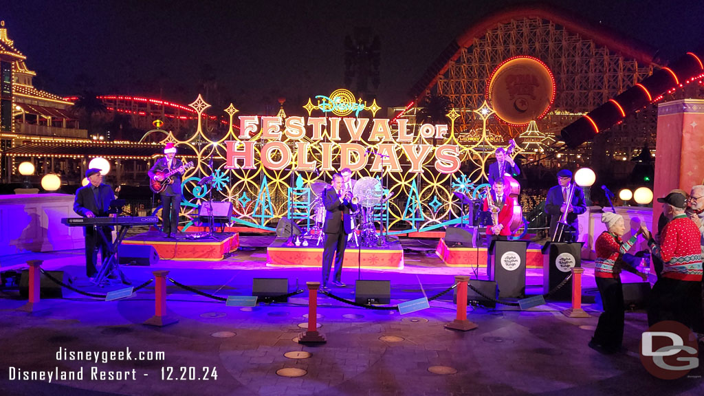 Alpha Rhythm Kings were performing at Disney Festival of Holidays.  Their set was disappointing. It only included one Christmas song.