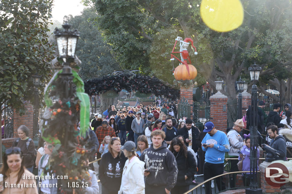 The queue behind me had grown and was down the walkway as they worked to open more of the queue