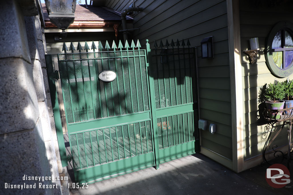 The backstage gate obstructing the back of the new gift shop as you exit the mansion.