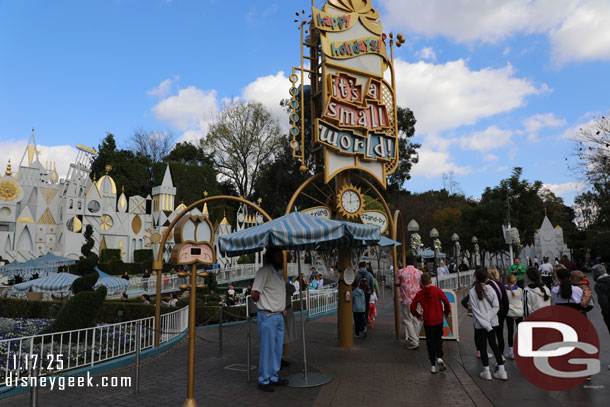 12:12pm - 5 min wait posted it's a small world holiday. This is the final weekend.  It closes Monday.  It was a walk on. We had to wait one boat.