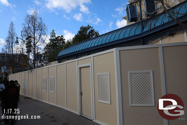 The walls are still up at the Little Mermaid queue