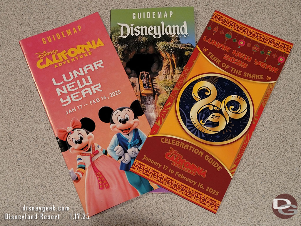 The park guidemaps and Lunar New Year guide