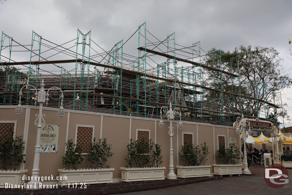 Jolly Holiday is closed for renovation