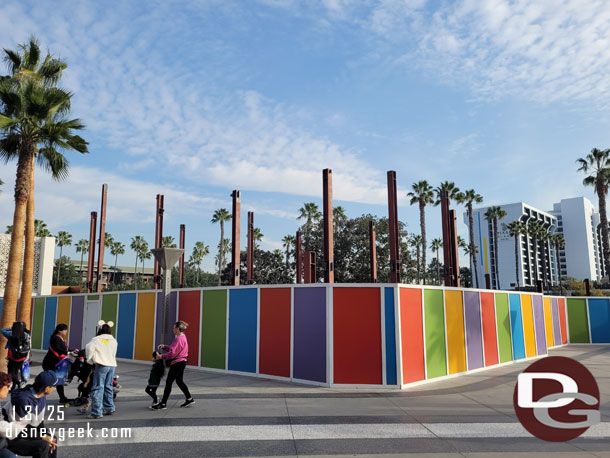 Steel rising above the wall for the new Earl of Sandwich location.