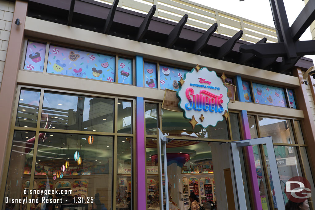 Disney Wonderful World of Sweets has opened since my last visit in Downtown Disney