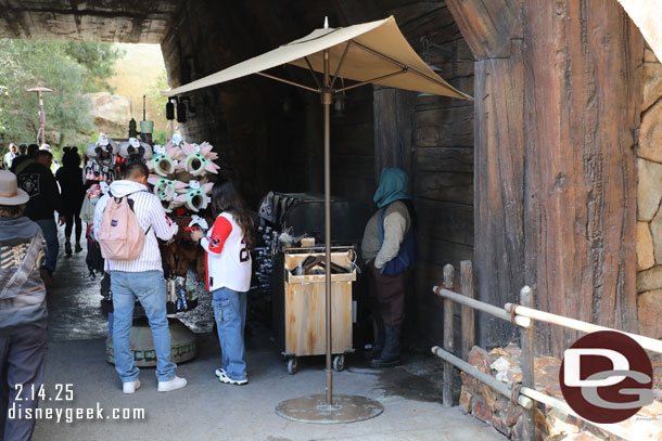 The carts have moved closer to Galaxy's Edge.. under cover of the tunnel.