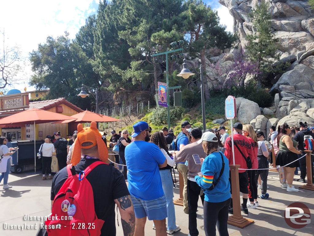 This afternoon some of the queues were full and spilling out to the walkway.