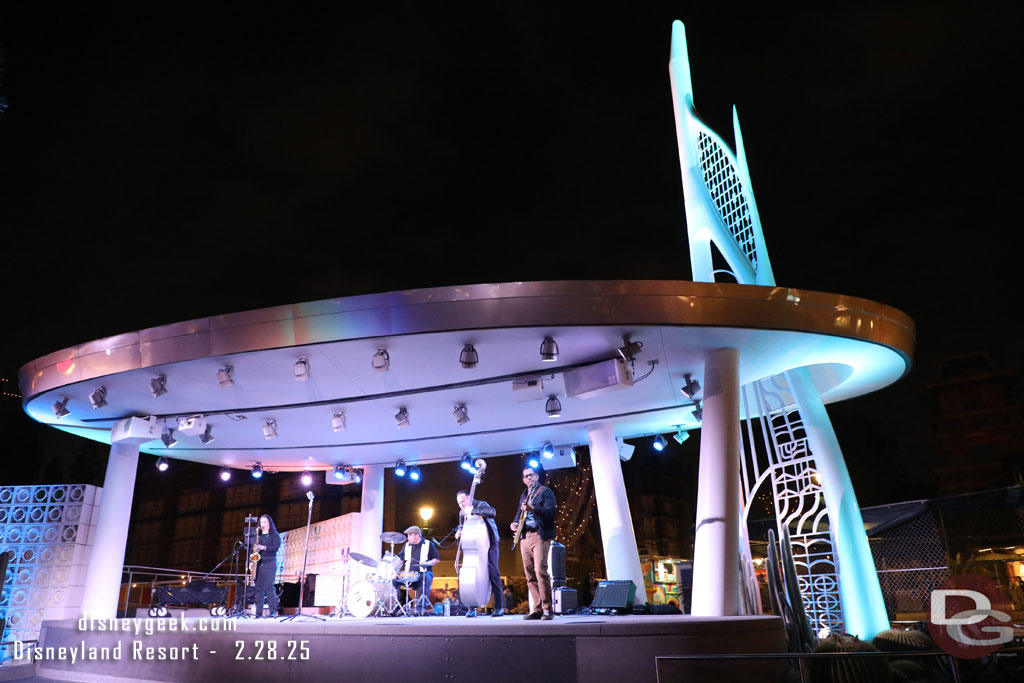 The Honey Drops performing in Downtown Disney this evening