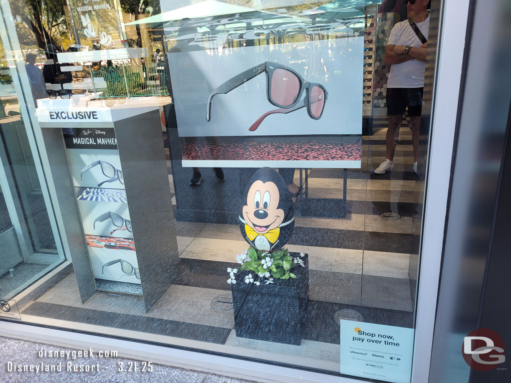 Mickey egg