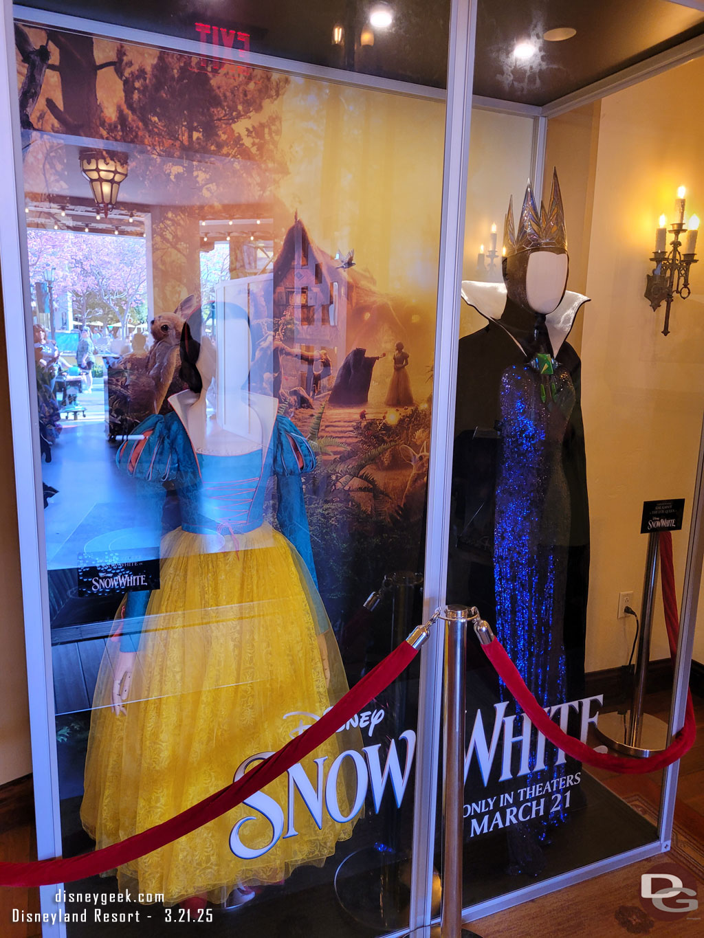 A couple of costumes from Snow White are on display in the lobby.  This was not a good time to visit from a glare perspective.