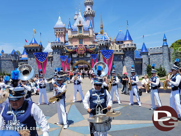 The Disneyland Band was wrapping up a set as I walked by.
