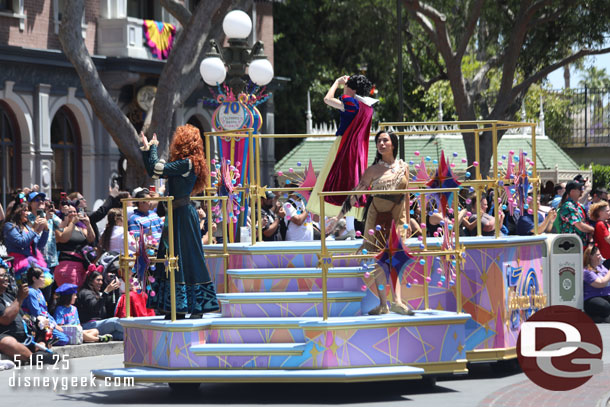 I moved around to Town Square and caught a second pass of most of the cavalcade
