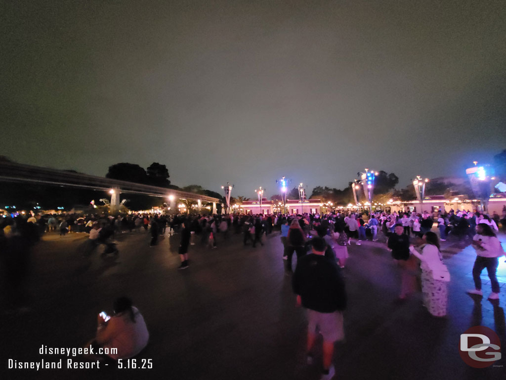 Another angle of the Disneyland queue