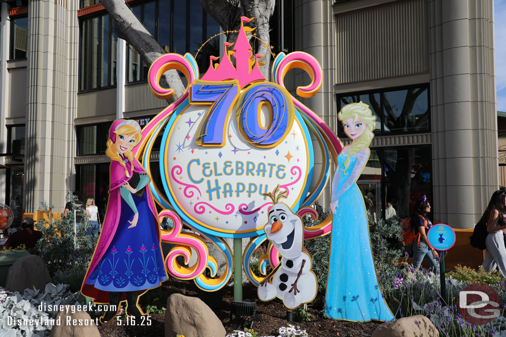 Frozen Disneyland 70th 