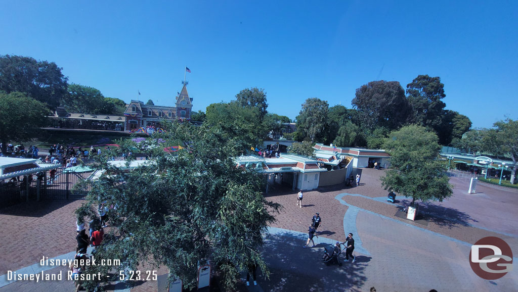 Disneyland main entrance