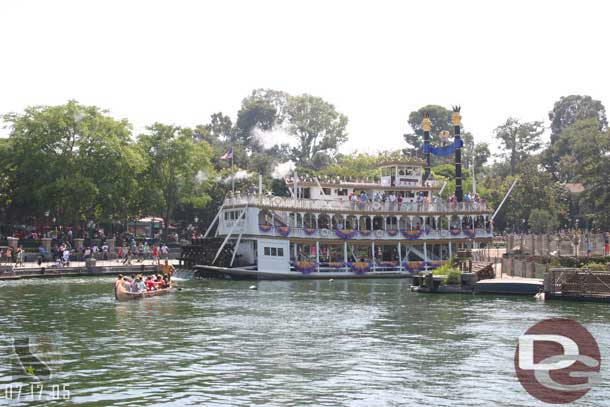 The Mark Twain rounding the bend..