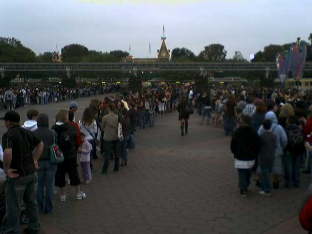 The line outside Disneyland right before opening
