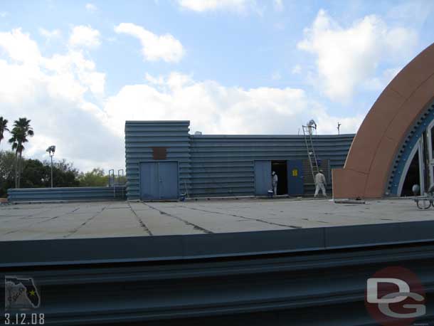 The next morning it was back to the Magic Kingdom since they were kicked out the night before... here are some CMs on the roof of the giftshop at the exit to Space Mountain.