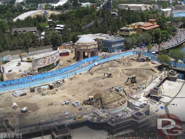 An overview of the Golden Dreams and viewing area work 