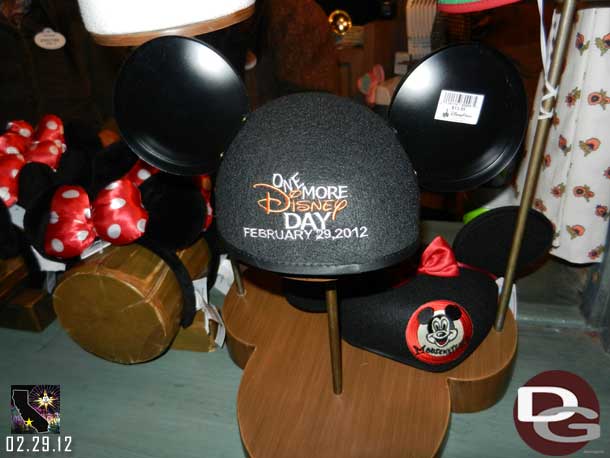 Commemorative Mouse Ears were available for purchase for those that did not get the free ones (that went to the first 2,000 guests in the morning)