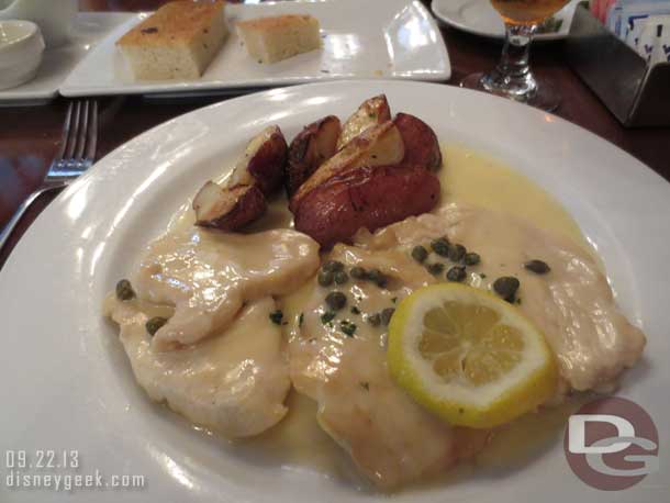 Scaloppini Di Pollo with roasted potatos