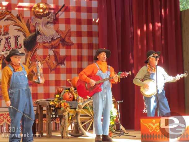 The Haunted Hillbillies performing.