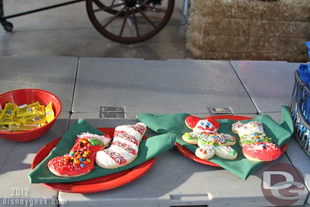 Samples of the cookies you can decorate.