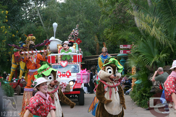 Next up is Minnie escorted by Chip and Dale