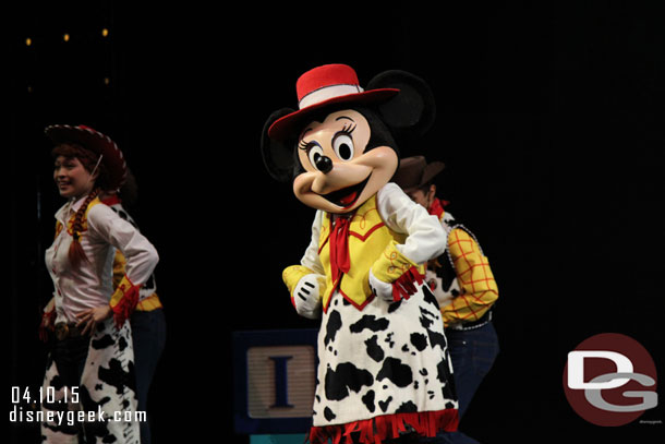 Minnie in her cowgirl outfit