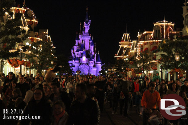 The crowds leaving the park.  It was closed now.  It was approaching 10:30pm.