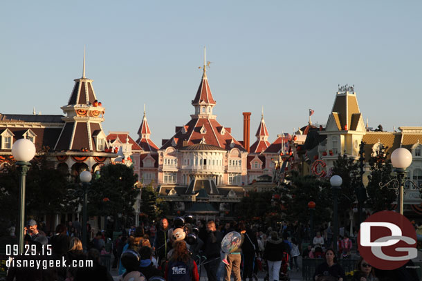 Looking toward the Disneyland Hotel