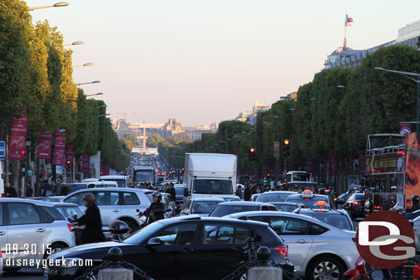 Av. des Champs-Elysees