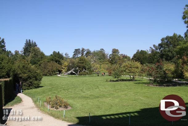 A quick look at the gardens before heading inside.