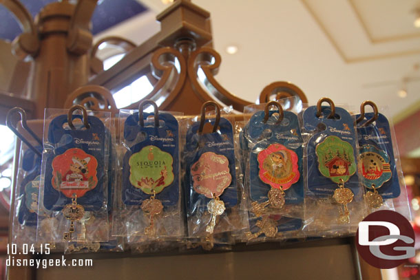 Disney Hotel pins