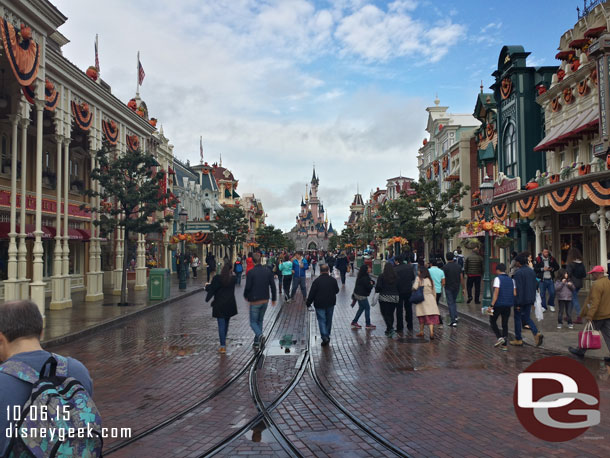 One last picture of Main Street as I was turning to leave you could see some blue skies trying to break through.