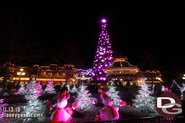 A look around Town Square after dark.