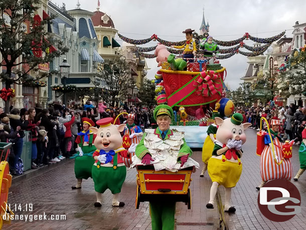 The Three Little Pigs leading the Toy Story float